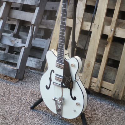 Gretsch G6636T-RF Richard Fortus Signature Falcon Center Block image 2