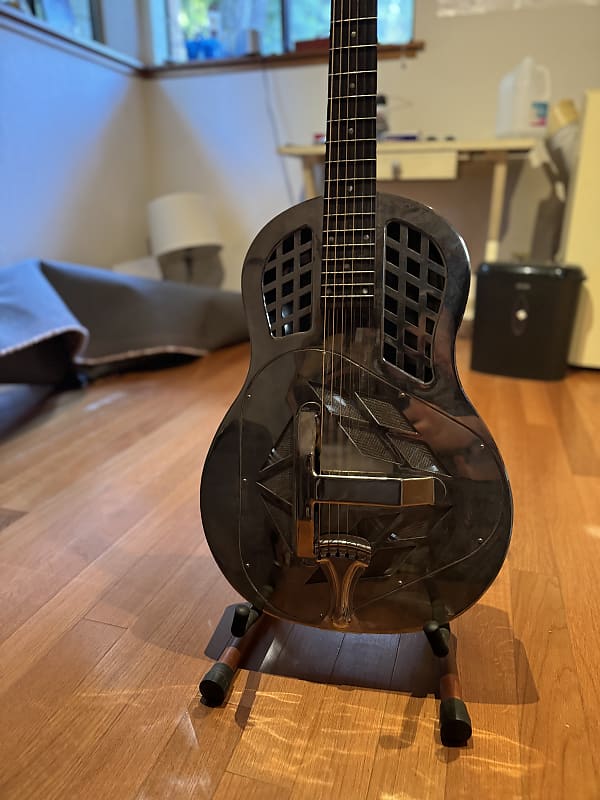 Johnson JM 999 Tricone Resonator Reverb