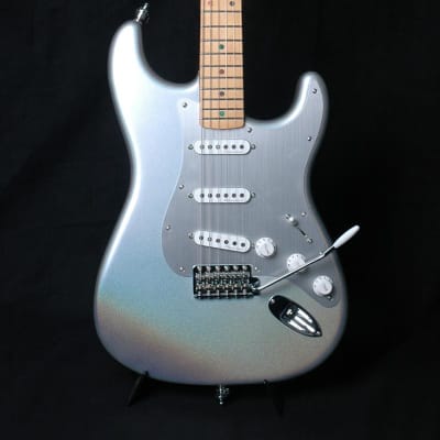 Fender H.E.R Stratocaster MN Chrome Glow image 2