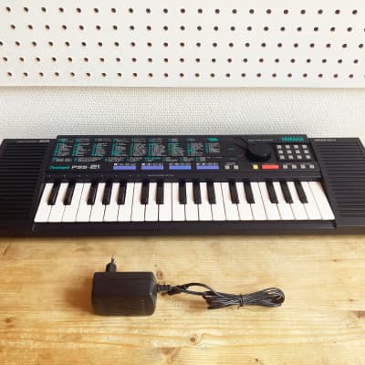 Yamaha Portasound PSS-21 - AWM Synthesis