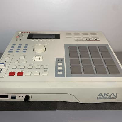 Akai MPC2000 - New LCD - Maxed RAM - All New Tact switches & Button LEDs & more image 12