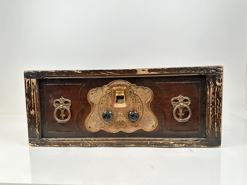 Midwest Radio Corporation Miraco Vintage Tube Radio Receiver Art Deco  			