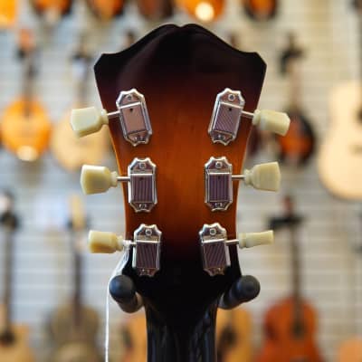 Eastman AR372CE-SB Archtop Electric Guitar Sunburst w/Kent Armstrong Pickups, Hard Case image 8