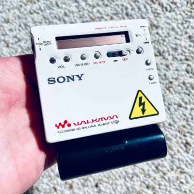 Sony MZ-R900 Walkman MiniDisc Player, Super Rare Excellent White