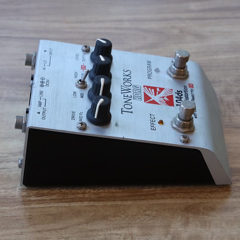 Korg ToneWorks 104ds Hyper Distortion | Reverb