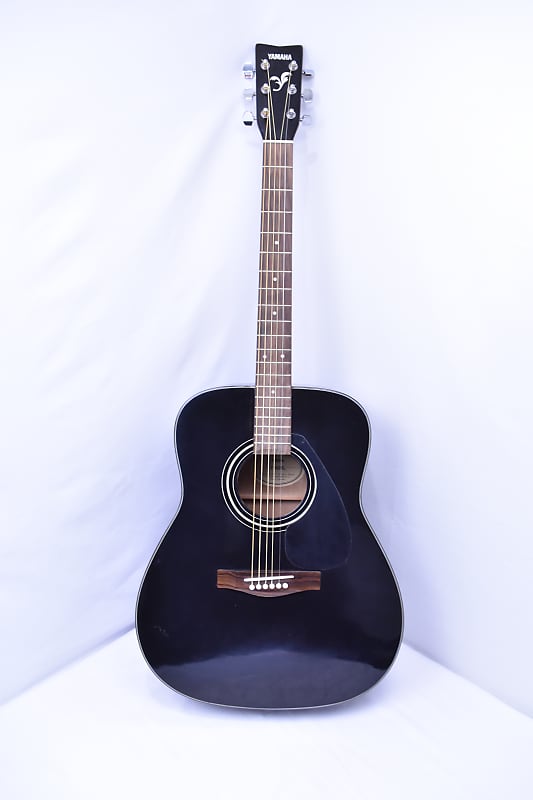 Yamaha FG-340 BL Dreadnought black excellent condition