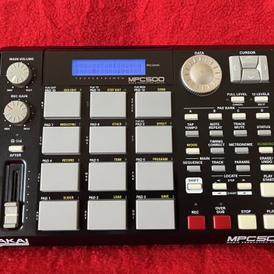 Akai MPC500 Music Production Center | Reverb