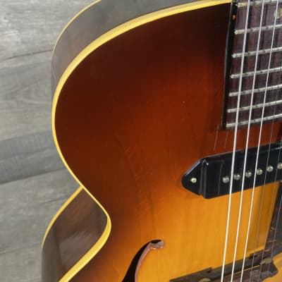 Gibson ES-125 1965 - Sunburst...1 11/16" nut image 5