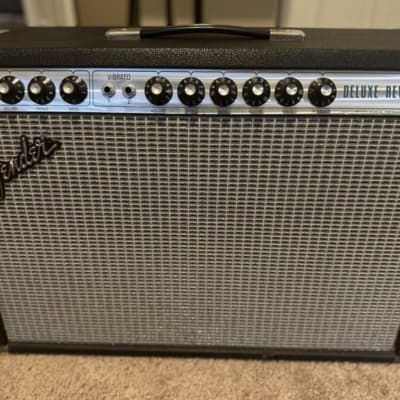 Fender Deluxe Reverb 2-Channel 22-Watt 1x12