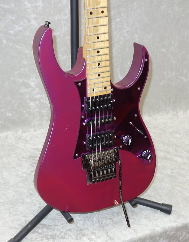 1991 Made in Japan Ibanez RG Series RG550 in metallic purple