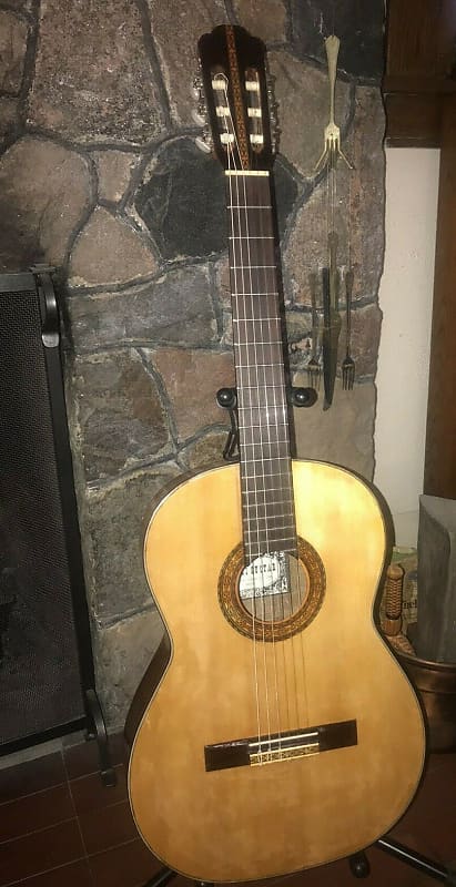 Kiso Suzuki Model 80 Classical Guitar