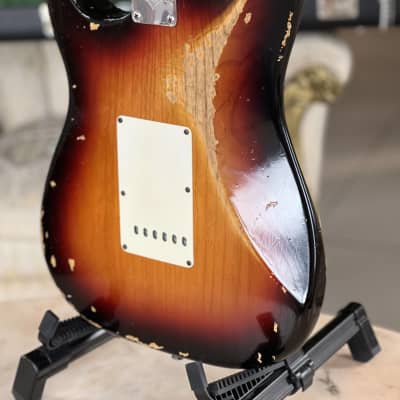 Fender Custom Shop Stratocaster '62 - Limited Namm 2007 Heavy Relic Sunburst image 7