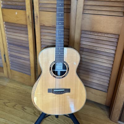 Teton Grand Concert Armrest Acoustic Guitar (STG150NT-AR) for sale