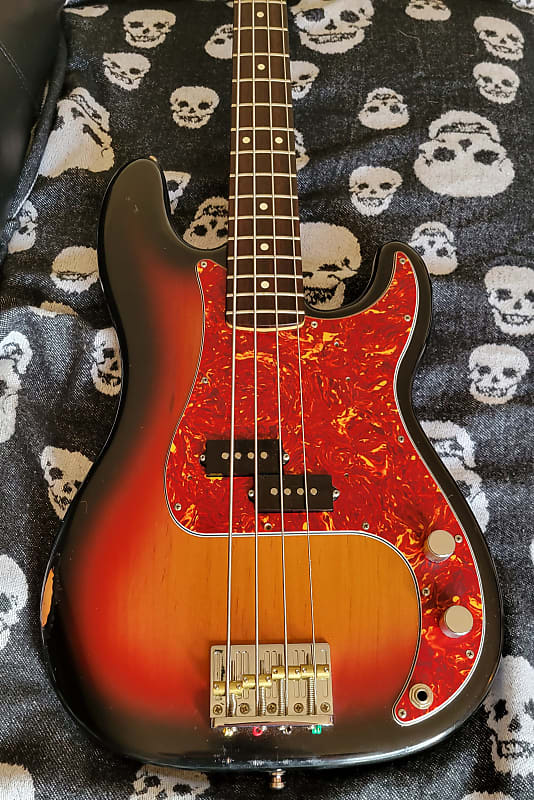 Fender Highway One Precision Bass Reverb