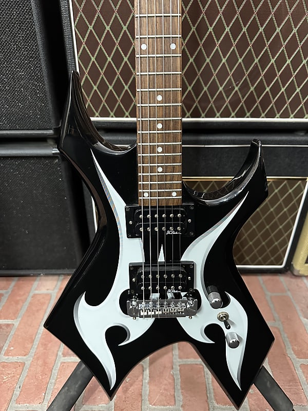 B.C. Rich Tribal Warlock Black White image 1