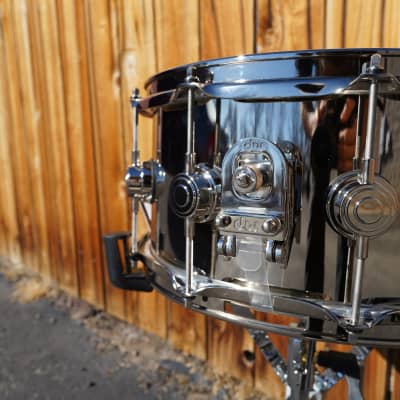 DW USA Collectors Series 6.5 x 14" Nickel Over Brass Snare Drum w/ Nickel Hdw. (2023) image 2
