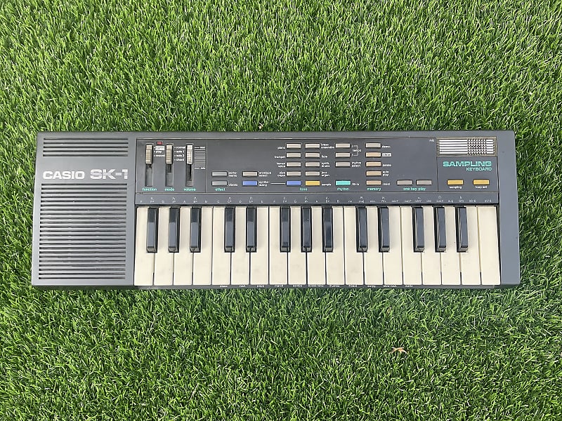 Casio SK-1 32-Key Sampling Keyboard | Reverb UK
