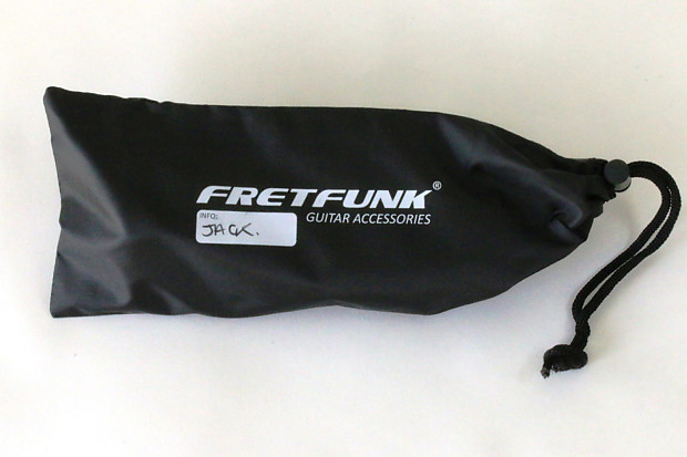 Guitar store cable bag