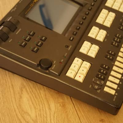 Yamaha QY-700 image 2