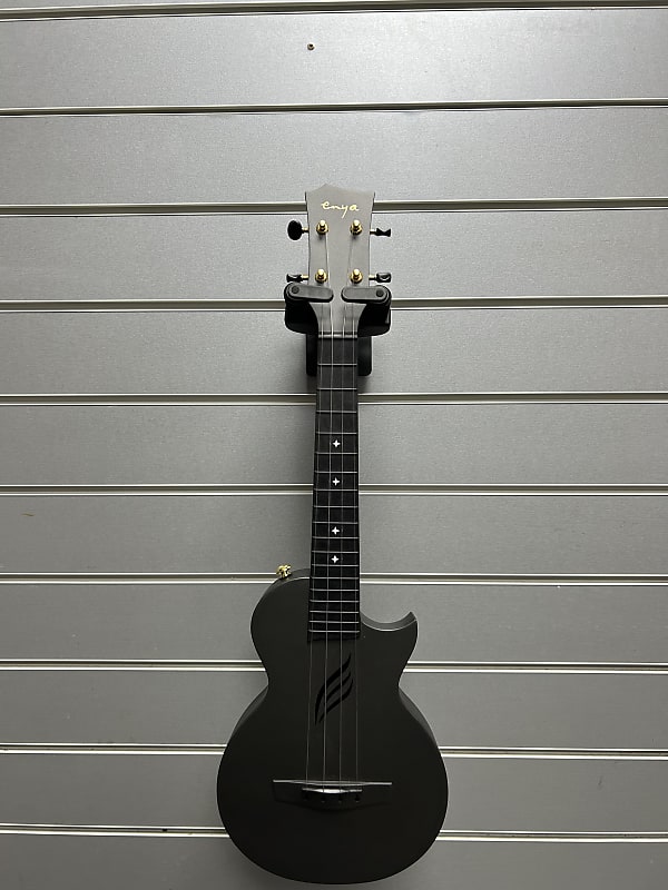 Enya Nova Uke Black Reverb UK
