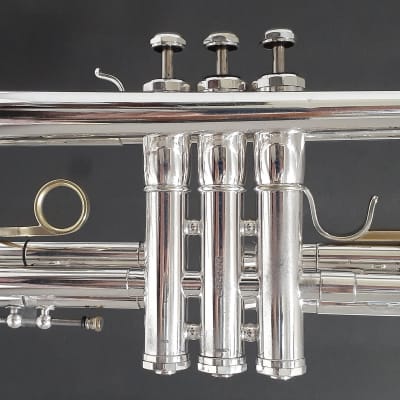 Olds V-102 Ultra Sonic Super Star trumpet