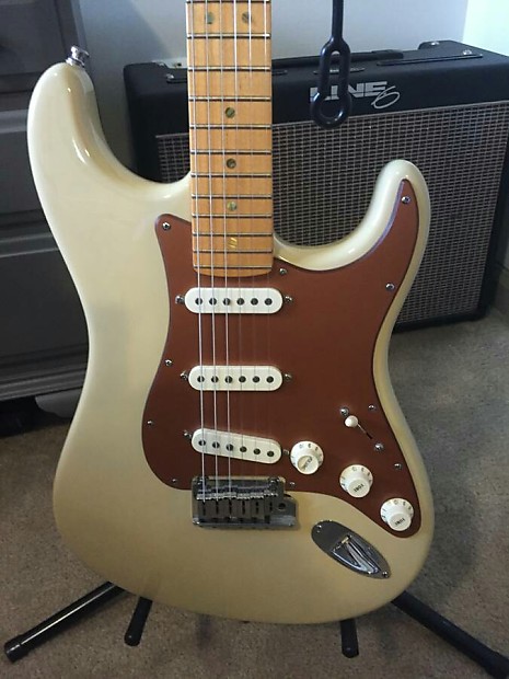 Fender Stratocaster Deluxe 60th Anniversary Edition USA | Reverb