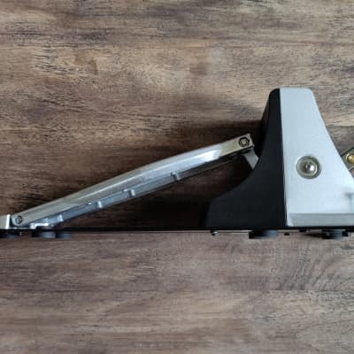 Roland KT-10 Kick Trigger Pedal (2023) - Brushed Chrome image 2