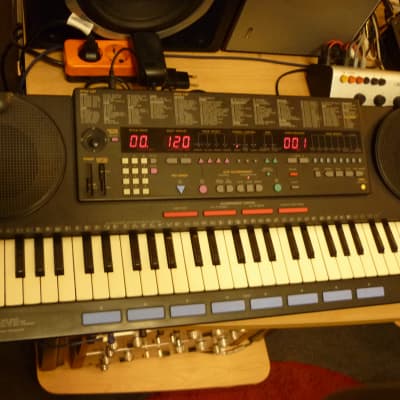 Yamaha PSS-790 digital FM/AWM vector synth