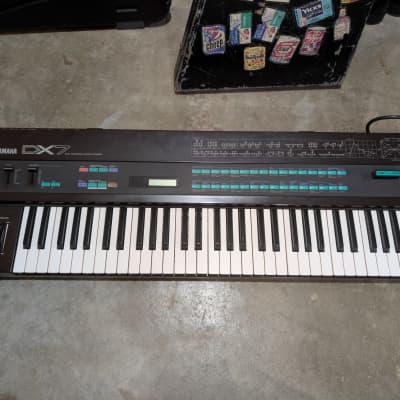 Yamaha DX7 Programmable Algorithm Synthesizer