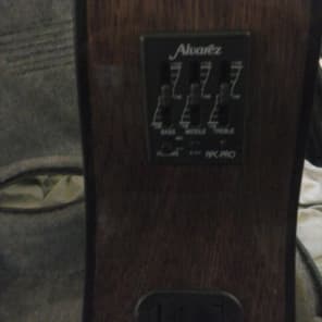 Alvarez RD20C 2001 Natural Reverb
