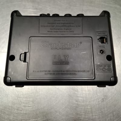 Blackstar Fly 3 Bass 3-Watt 1x3" Battery-Powered Mini Bass Combo 2016 - Present - Black image 3