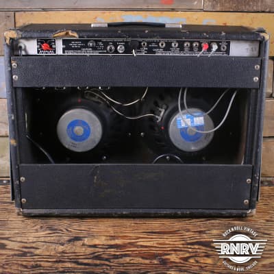 Fender Twin Reverb 2-Channel 135-Watt 2x12" Guitar Combo 1977 - 1981 - Silverface image 6