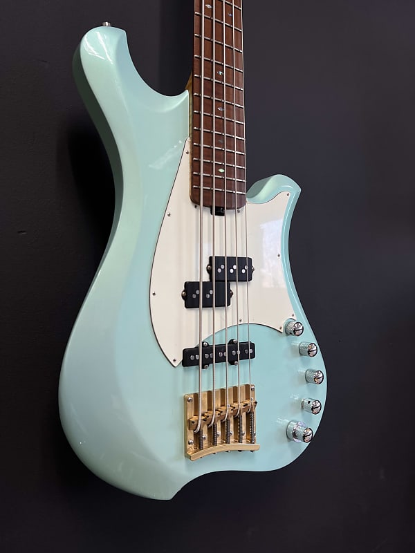 ペリカン BACCI MARLEO Ⅴ STRINGS 34 Bacci Marleo V String 34” Blue Capri Passive Bass [New