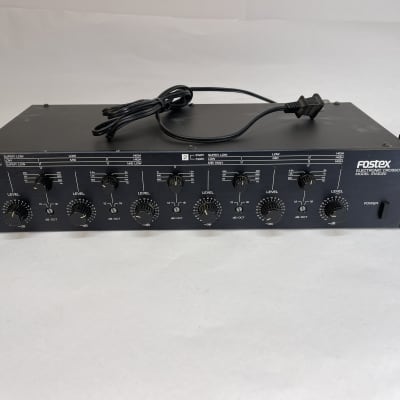 アンプ fostex BASS Channel Divider fostex BASS Channel Divider