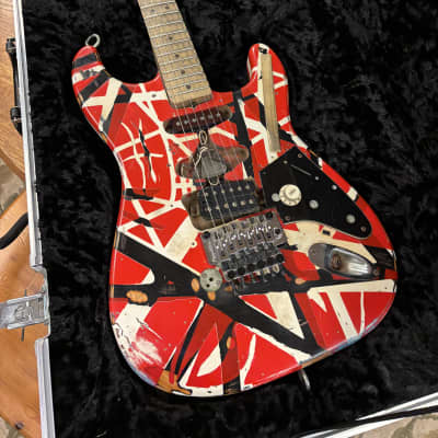 Creative Ground ストラトキャスター　HSS van halen風 Fender Custom Shop Eddie Van Halen Signature Frankenstein