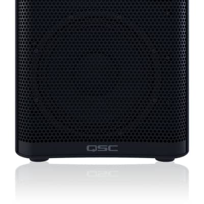 QSC CP8-NA 8 2-Way Active Compact Powered Loudspeakers in Black image 1
