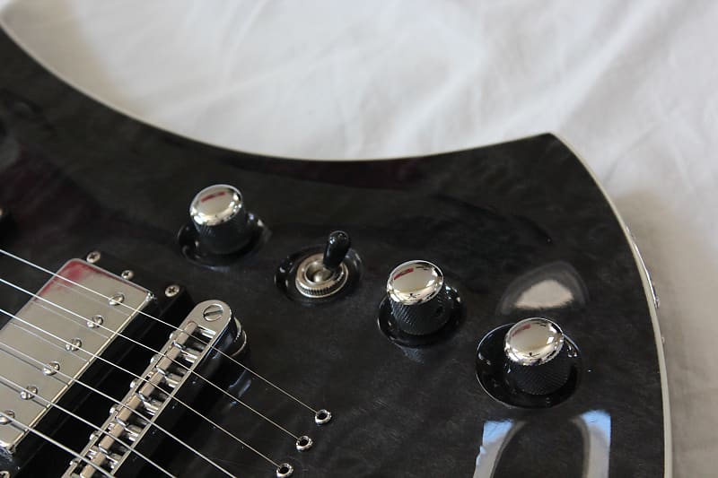 B.C. Rich モッキンバード masterpiece ギター ブラック B.C.rich / Mockigbird メタリック ブラック - KALEIDO GUITAR