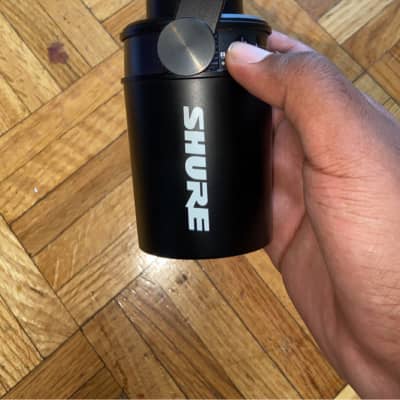 Shure MV7 Dynamic USB Podcast Microphone 2020 - Present Black image 2