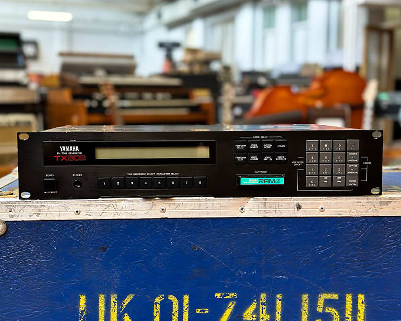 MATRIXSYNTH: YAMAHA TX802 FM Tone Generator Synth
