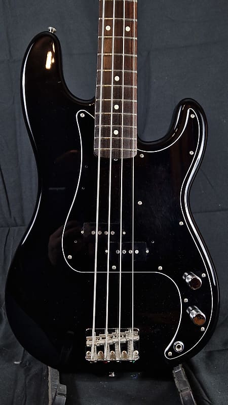 Fender Precision Bass traditional 70s Japan 2018 - Schwarz image 1