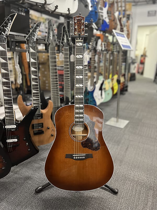 Godin Metropolis LTD Havana Burst W/ EQ & Tric Case | Reverb
