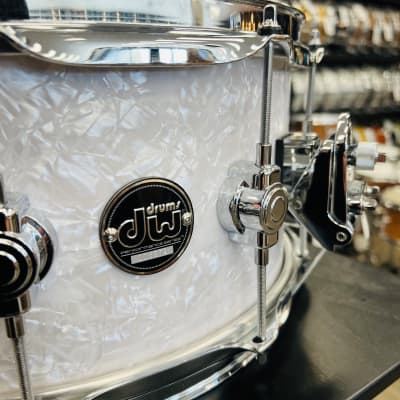 Used DW Performance 6.5x14 Snare Drum (White Marine) image 3