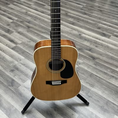 ULTRA RARE Alvarez 5062 Anniversary SOFT V NECK (5037 Gibson