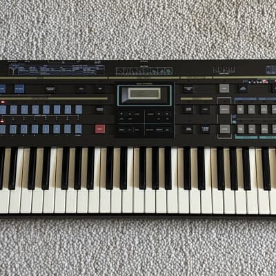 Casio CZ-1 Synthesizer