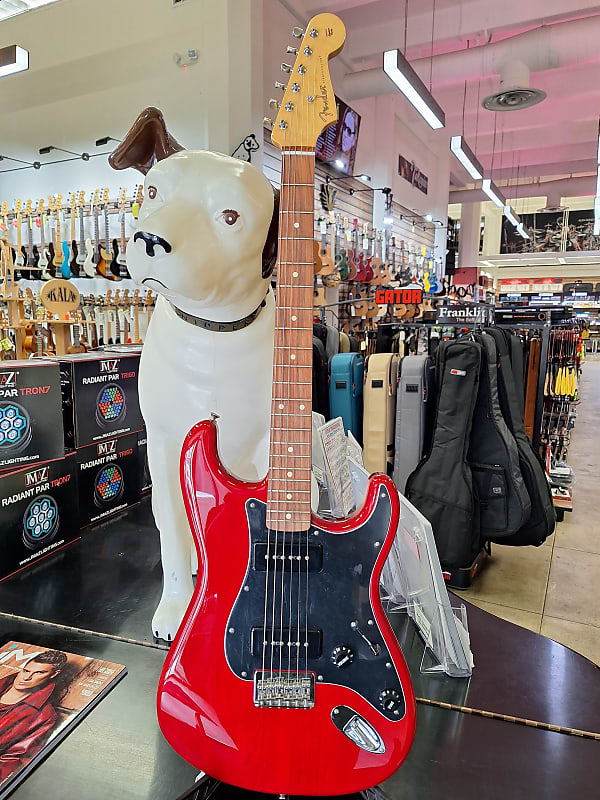Amazon.com: Fender Noventa Stratocaster Electric Guitar