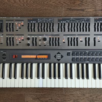 Roland JD-800 Synth NO RED GLUE ISSUES