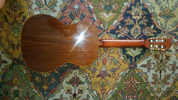 Classical Guitar Yamato no. 10 with Kohno top