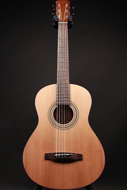 Fender MA1 1/2 Size Acoustic Steel String Guitar w/gigbag 2015