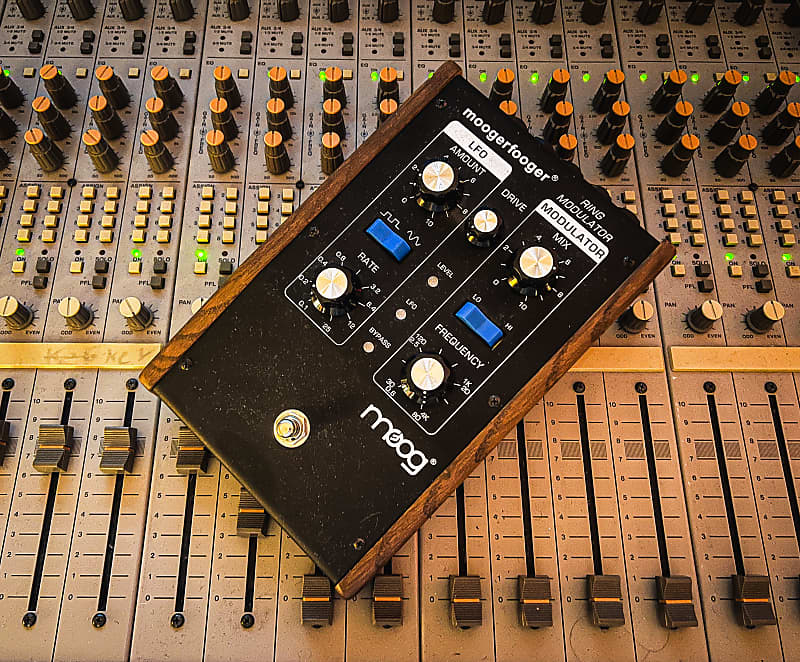 Moog Moogerfooger MF-102 Ring Modulator | Reverb