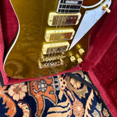 Joe Doe by Vintage Guitars Gas Jockey in Sparkling Gold Sand Limited Edition 2024 - Gold image 3